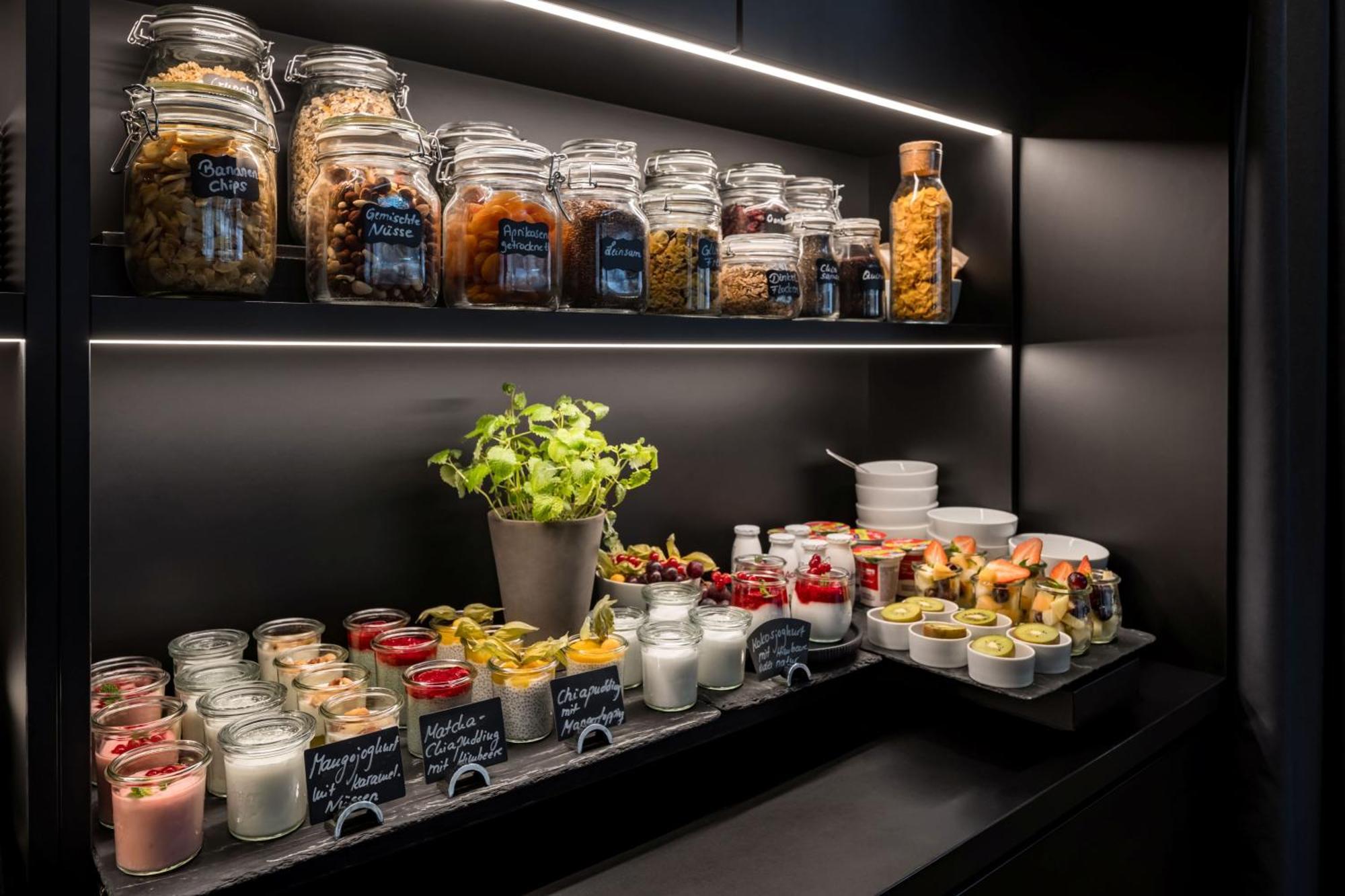 Hotel Amano Dusseldorf
